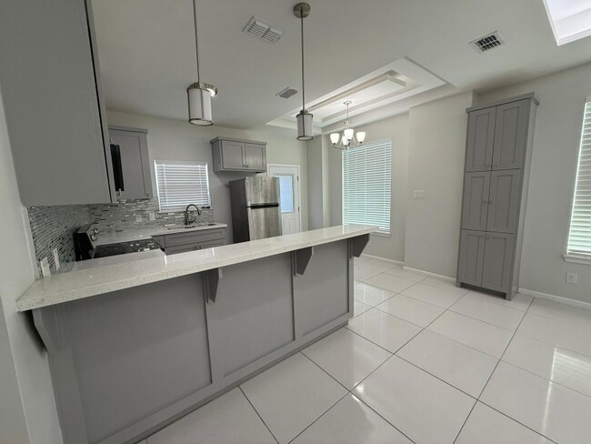 Foto del edificio - 4717 Mulberry Ave