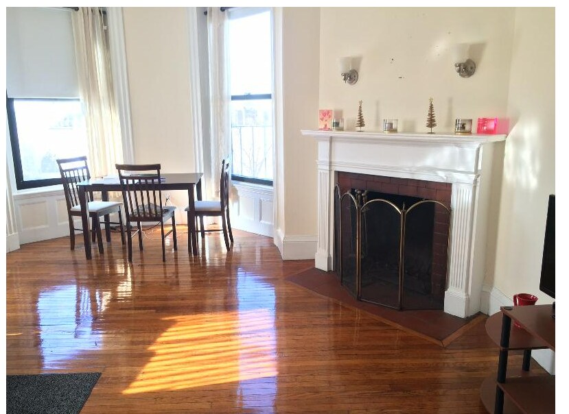 Foto principal - 504 Beacon St