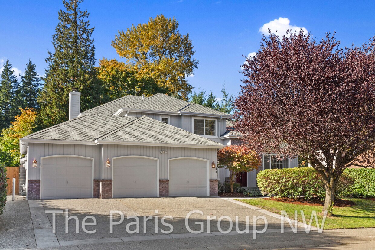 8129 126th Pl SE, Newcastle, WA 98056 House Rental in Newcastle, WA