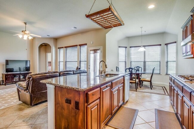 Building Photo - 116 Latitude Ln