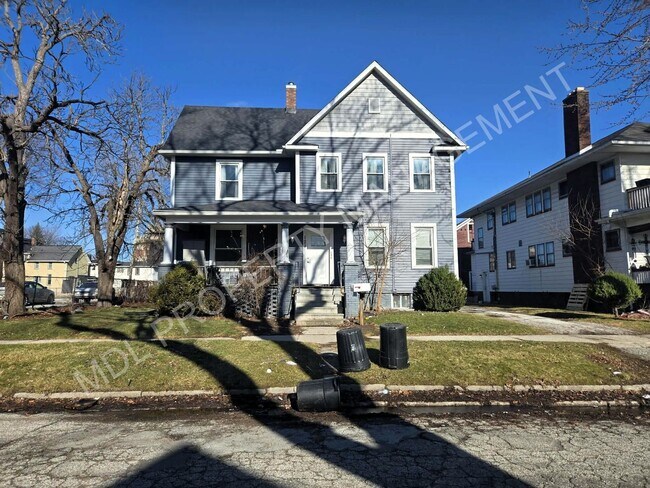 Foto del edificio - 121 N Granger St