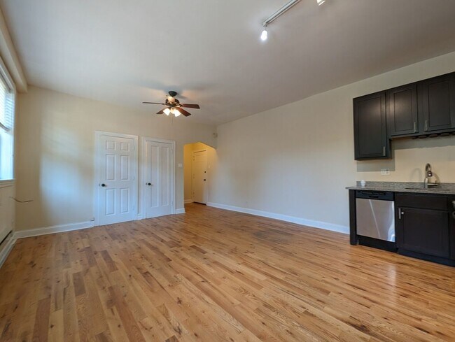 Foto del edificio - 4737 N Hermitage Ave