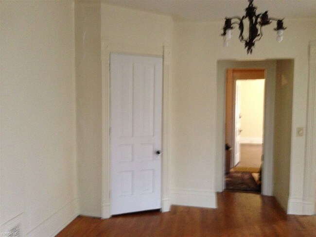 Building Photo - 1 br, 1 bath  - 121 Madison Ave SE Apt 7