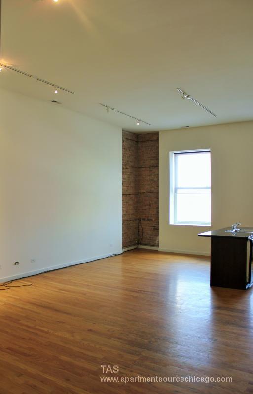 Foto del edificio - 2401 W North Ave