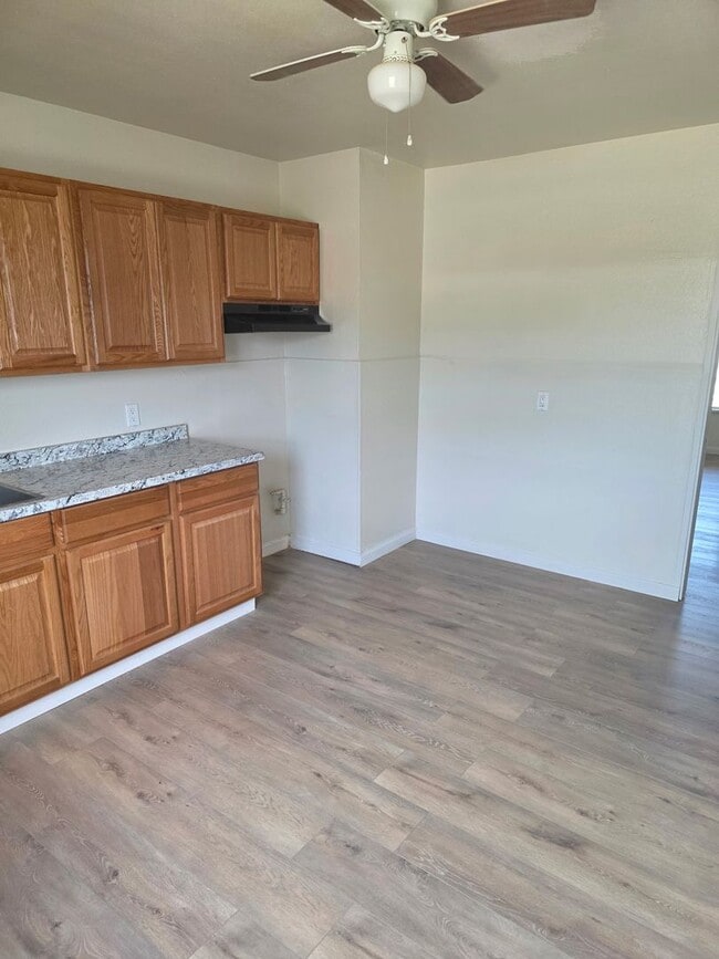 Foto del edificio - 1506 W Yucca Ave