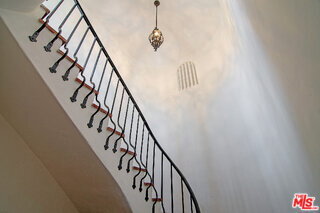 Foto del edificio - 228 S Orange Dr
