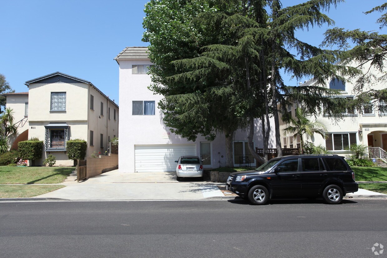 Foto principal - 817 12th St