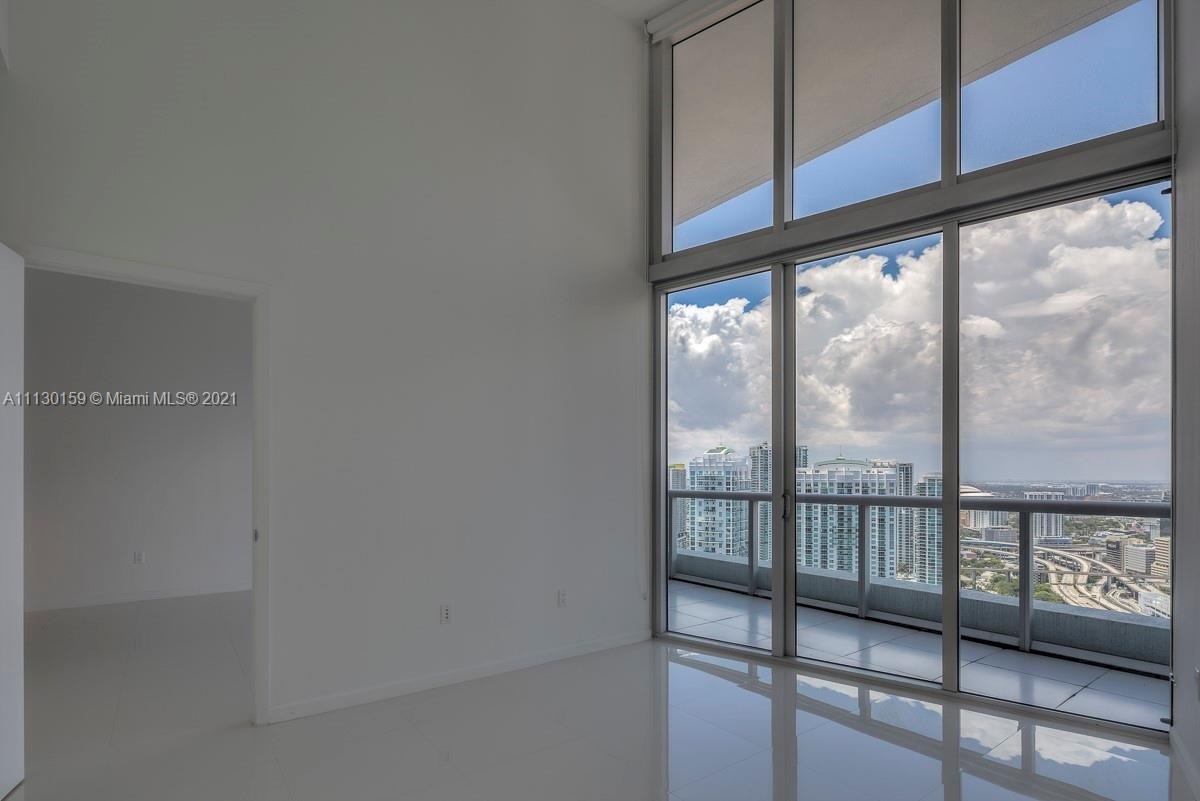 Foto principal - 465 Brickell Ave