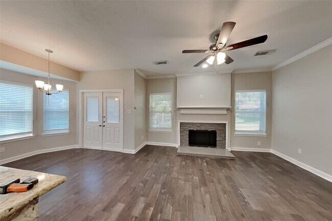 Foto del edificio - 7103 Kirkglade Ct