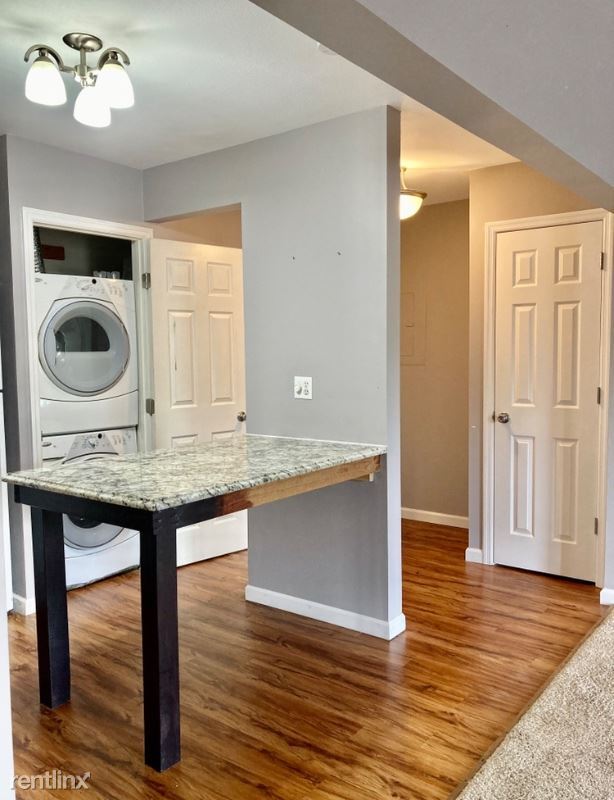 Building Photo - 2 br, 2 bath Condo - 2311 Kratky Rd C Unit C