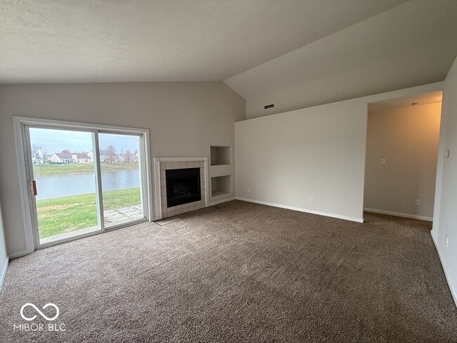 Building Photo - 7202 Parklake Cir