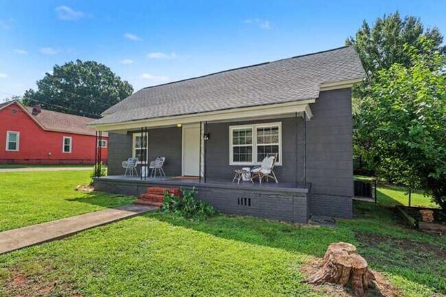 Foto del edificio - 2816 Yadkin Ave