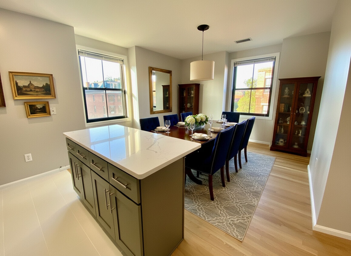 Foto principal - 151 W Brookline St