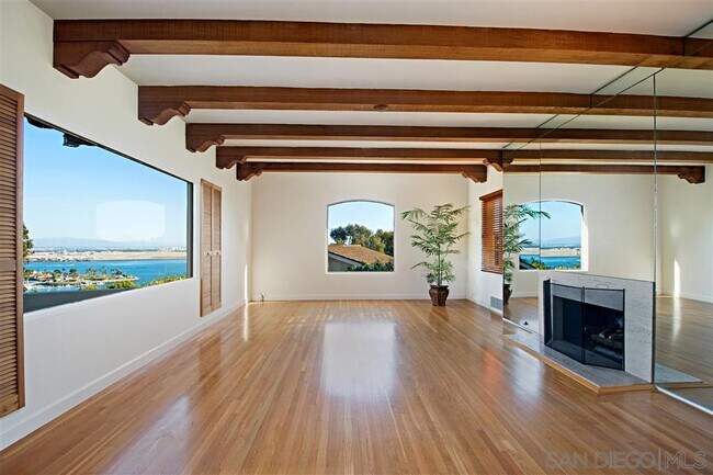 Foto del edificio - 427 San Remo Way