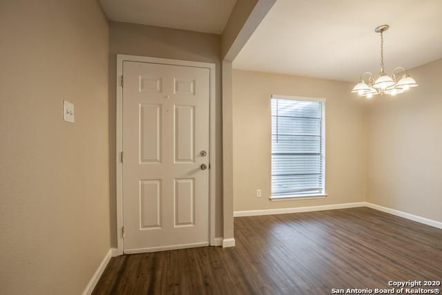 Building Photo - 5886 Cliff Path