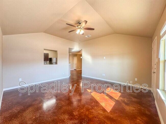 Foto del edificio - 908B Mason Dr