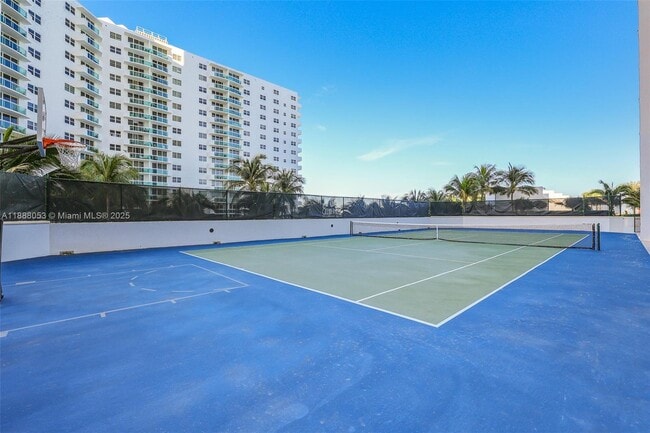 Foto del edificio - 3101 S Ocean Dr