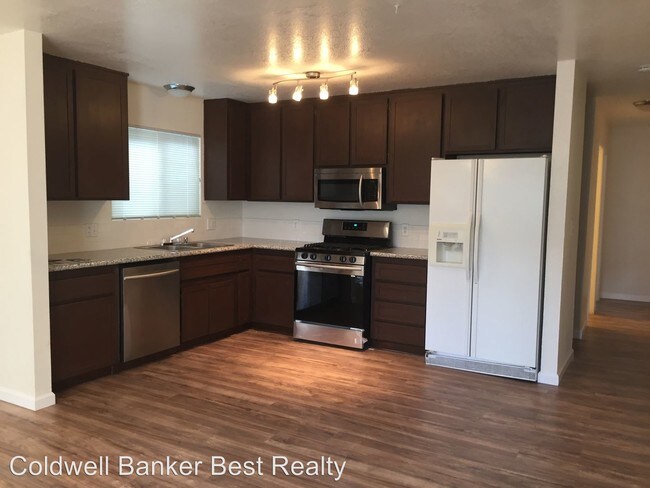 Foto del edificio - 3 br, 2 bath House - 1105 Cherry Lane
