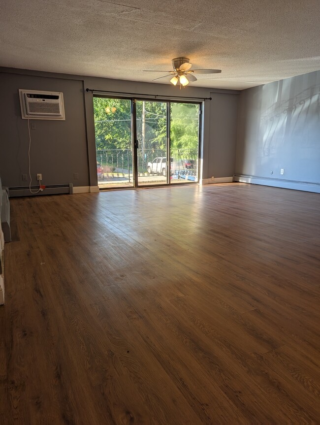 Building Photo - 297 Pawtucket Blvd