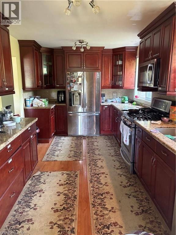 Building Photo - 417 Quigley Rd