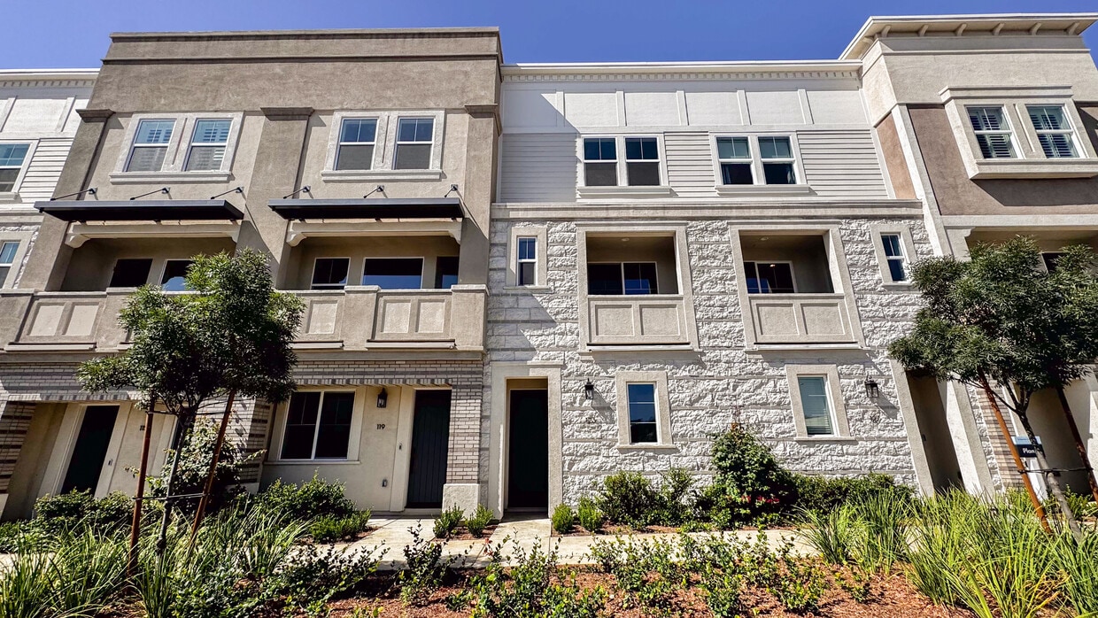 Primary Photo - 123 N 1st Ave