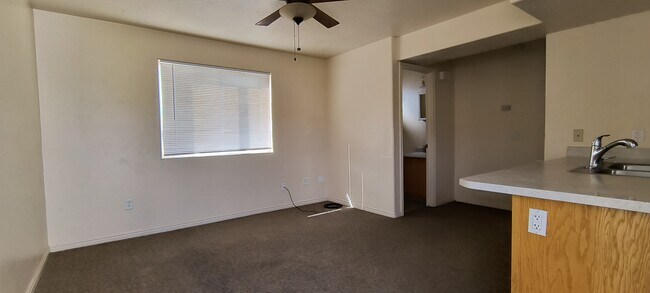 Foto del edificio - 1588 Southern Homestead Blvd