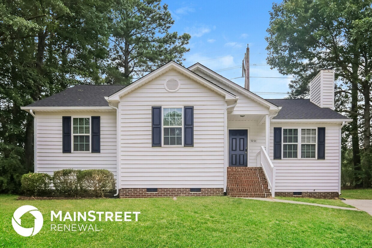 Foto principal - 5201 Pronghorn Ln