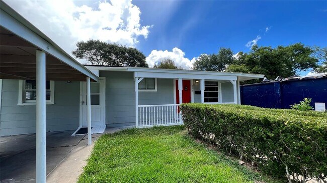 Foto del edificio - 816 Higgins St