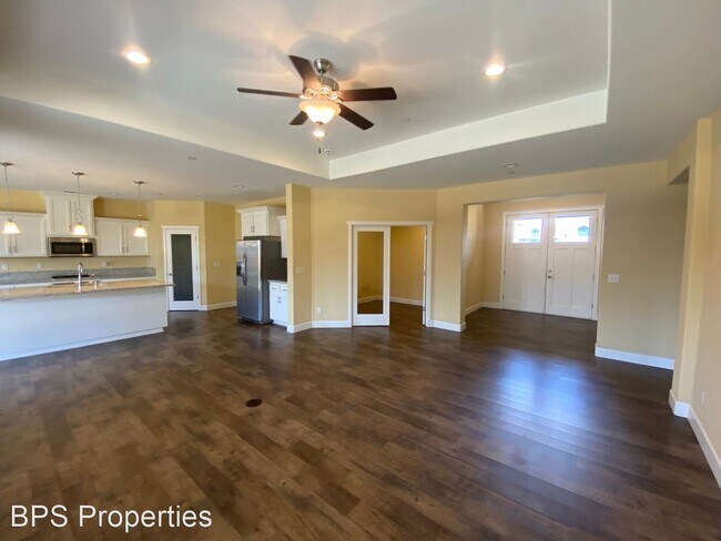 Building Photo - 3 br, 3 bath House - 3218 Trickle Creek