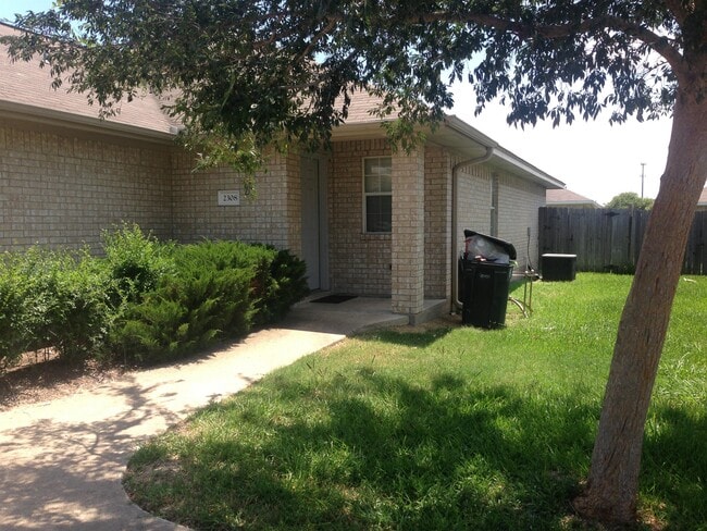 Foto del edificio - 2308 Antelope Ln