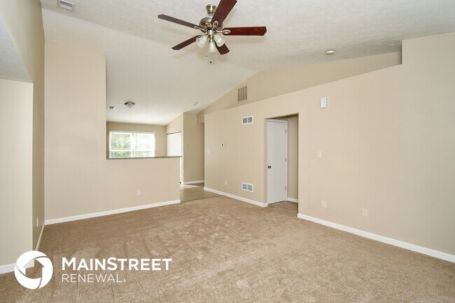 Foto del edificio - 6631 Hunters Creek Blvd