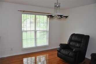 Building Photo - 5519 Caversham Dr