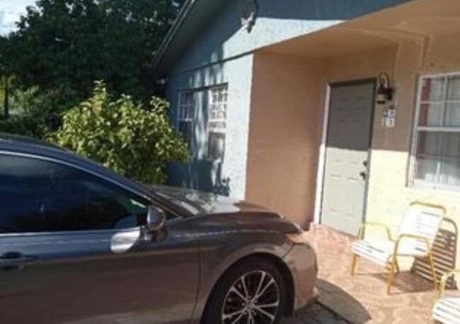 Photo - 2941 NW 9th Pl House