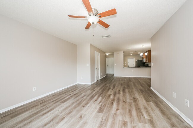 Foto del edificio - 507 Cabernet Pl