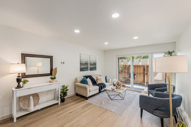 Foto del edificio - 620 Mathews St