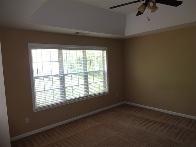 Building Photo - 1747 Hampton Chase Circle