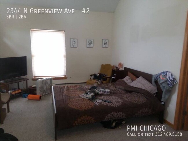 Building Photo - LINCOLN PARK Penthouse Duplex,2full ba,w/d...