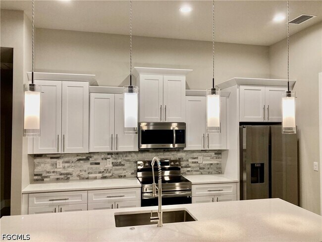 Foto del edificio - 3704 18th St SW