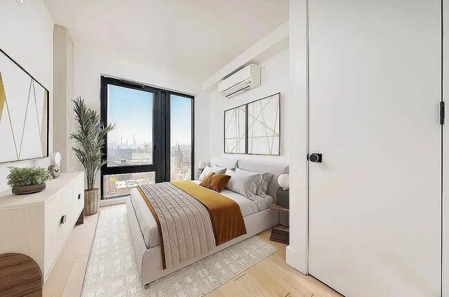 Building Photo - 60 W 125th St