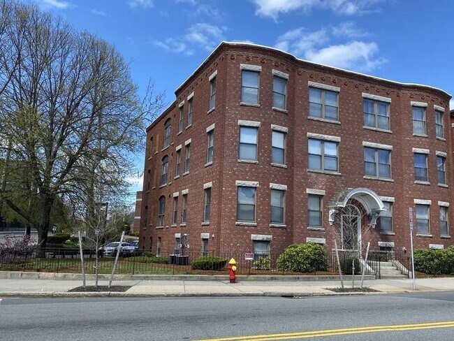 Foto del edificio - 550 Main St