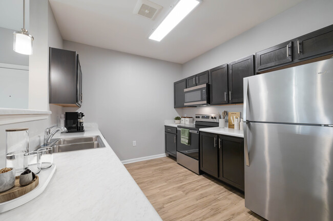 1 BR Kitchen - The Reserve at Raintree