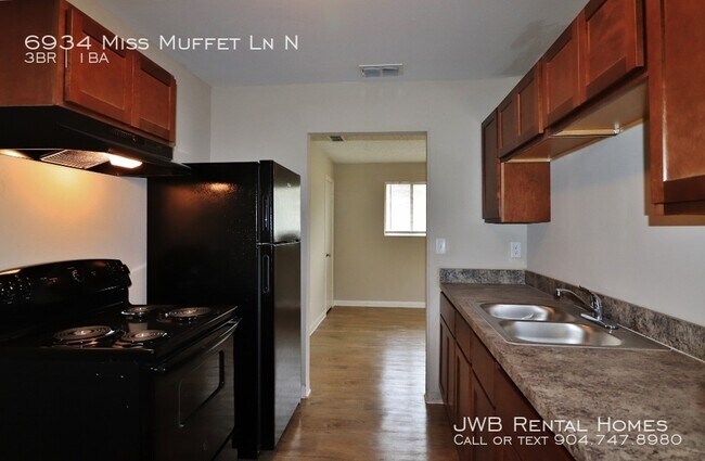 Foto del edificio - 6934 Miss Muffet Ln N
