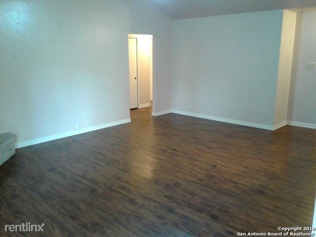 Building Photo - 4 br, 2 bath House - 193 Clear Oak