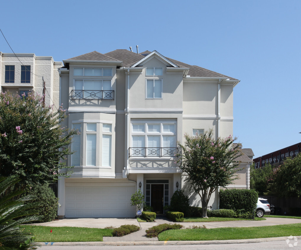 Building Photo - Mid Lane Townhomes