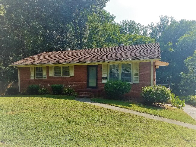 Building Photo - 4529 Shattalon Dr