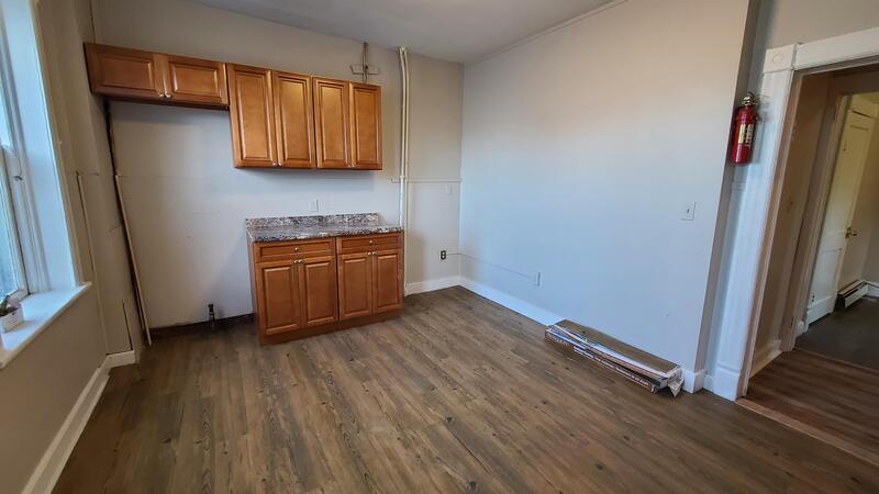 Primary Photo - 25 Tilley St