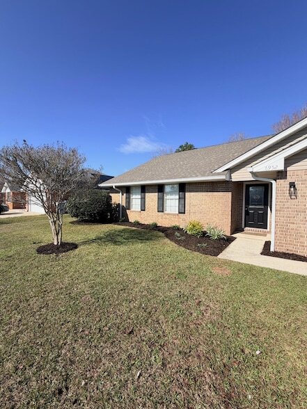 Foto del edificio - 6952 Cotton Boll Ln