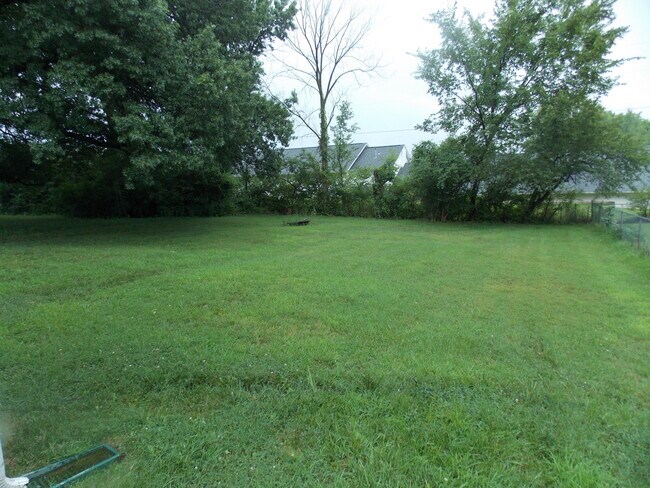 Building Photo - 3600 Westwind Dr