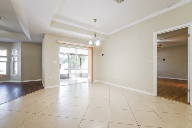 Foto del edificio - 1122 Juniper Ct