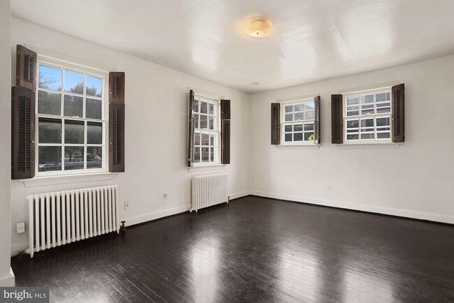 Building Photo - 1300 N Hudson St